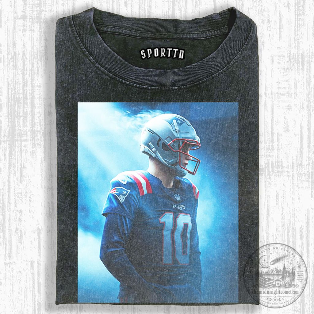 Drake Maye New England Patriots Number 10 Football Fan T-Shirt